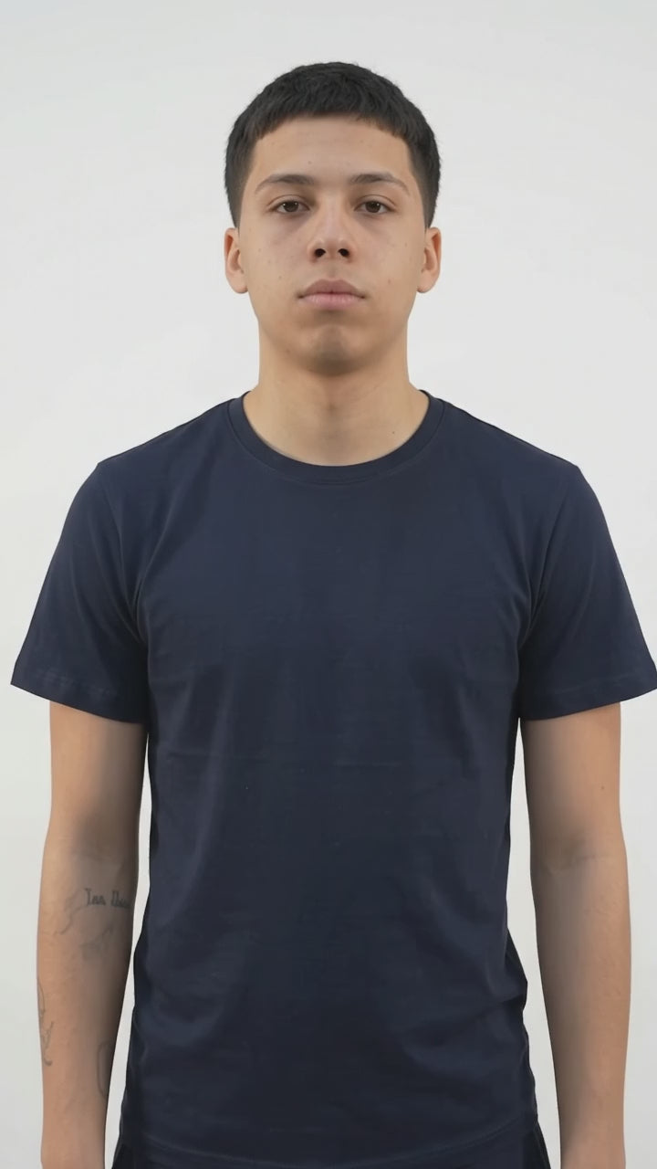 Video de la polera Sólido Studio puesta (pack de 3)